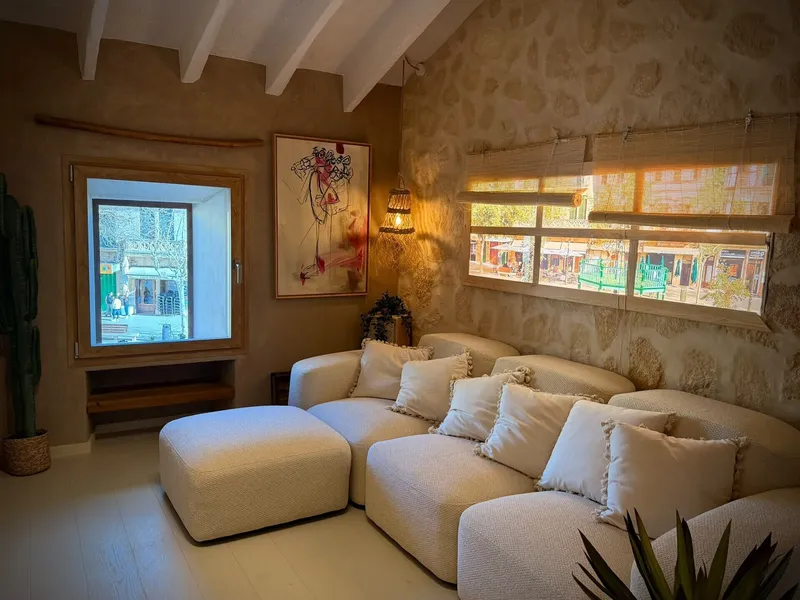 Exclusive designer apartment on the 1st floor at Llucmajor market square — photo 3