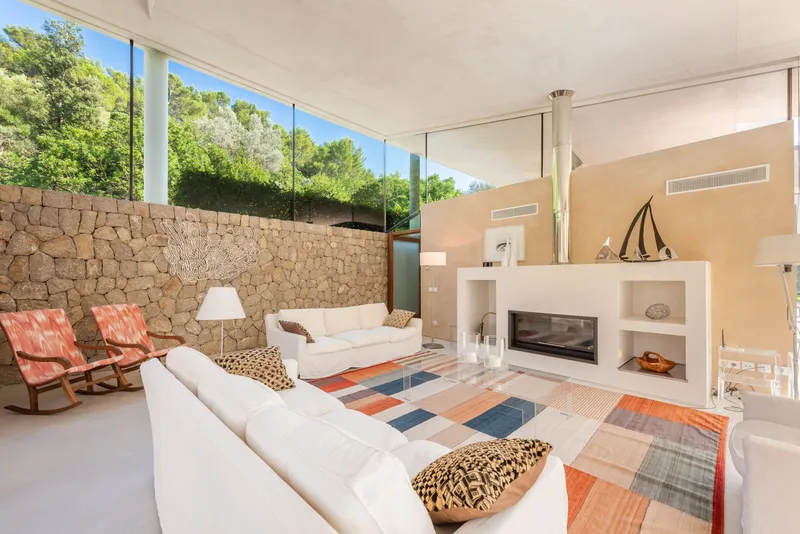 Seasonal rental: Elegant villa for rent with privacy in Pollença — photo 3