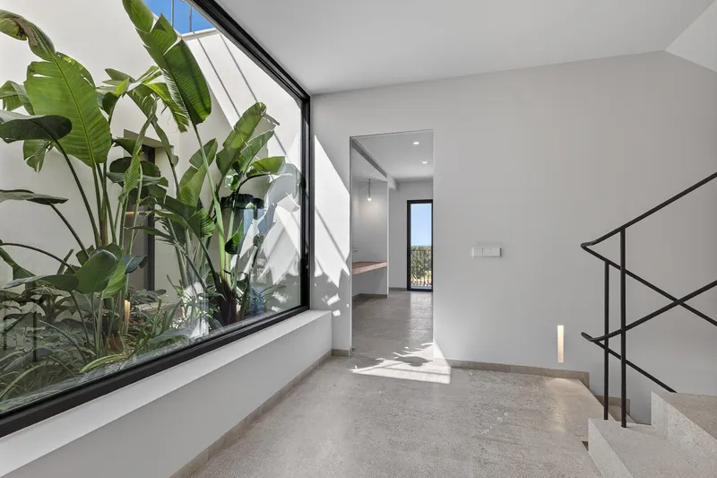 Newly built townhouse in Ses Salines with a beautiful roof terrace — photo 12