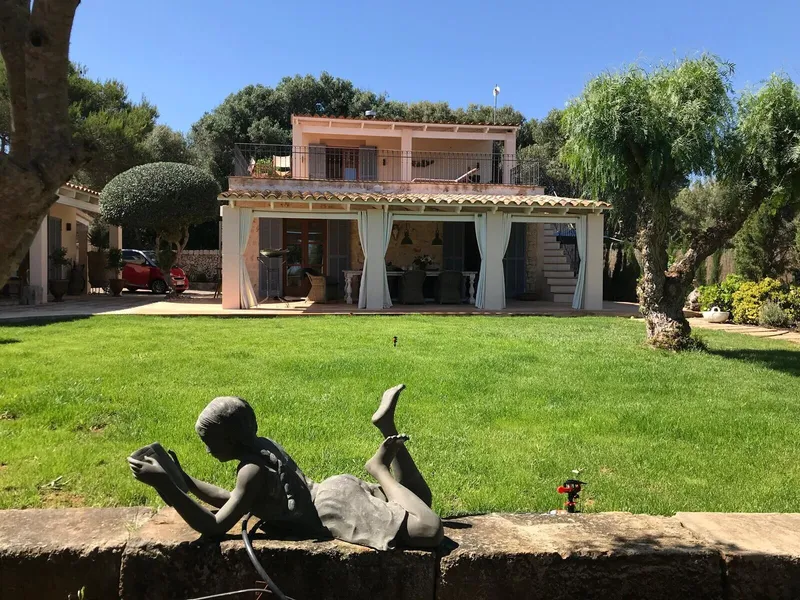 Unique art-inspired finca with independent guest house for sale in Santanyí — photo 1