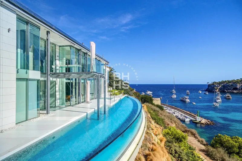 Villa for sale in Sol de Mallorca — photo 4
