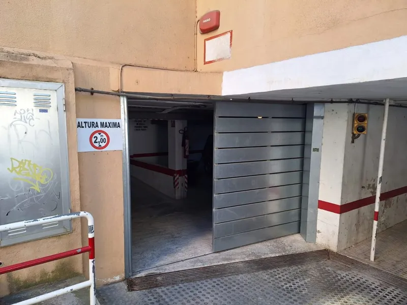Parking in Son Armadams — photo 3