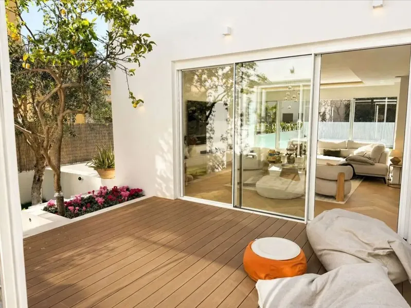 Stylish city villa with sea views and exceptional living quality — photo 9