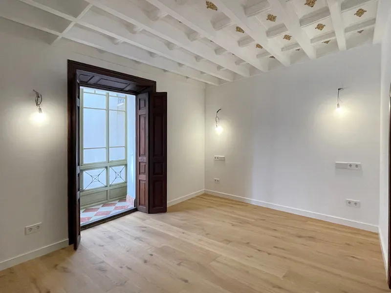 Elegant and representative, luxury apartment with 3 bedrooms and a garage. La Calatrava. — photo 10