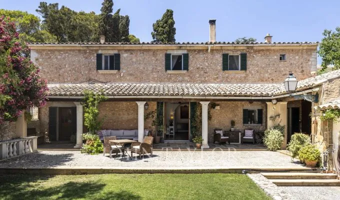 House for sale in Consell — photo 1