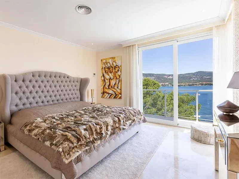 Villa with private sea access, Palmanova — photo 11