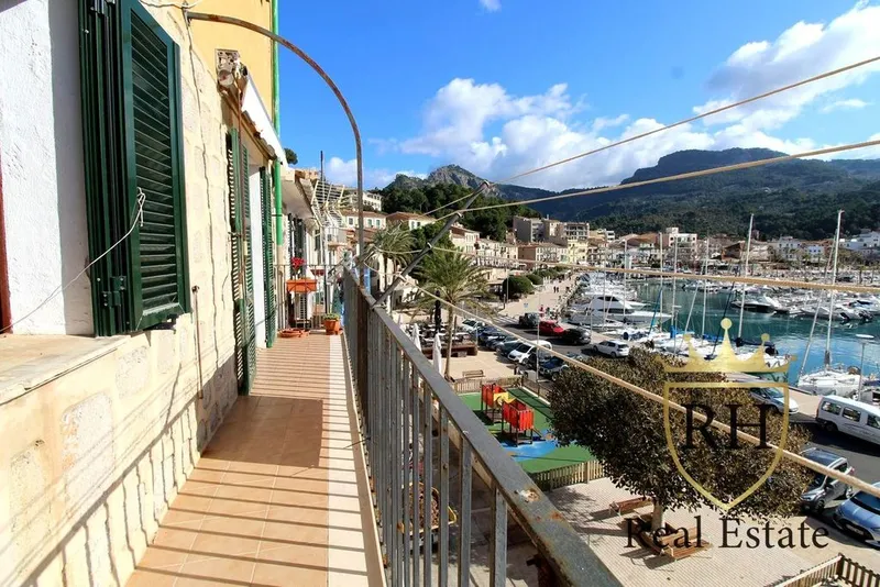 Apartment in Port de Sóller, Province of Balearic Islands — photo 3