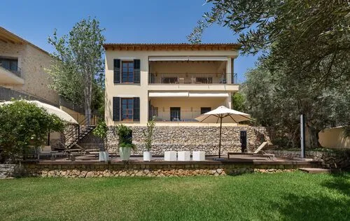 4 Bedrooms in Calvia — photo 1