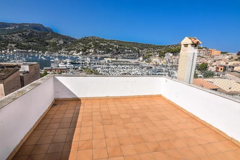 Building for Sale in Port de Sóller - A Prime Investment Opportunity — photo 3