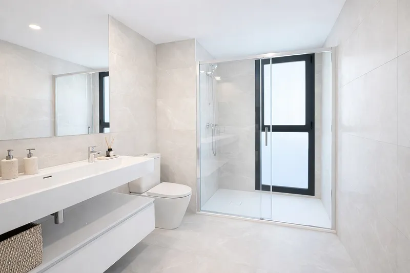 Modern townhouse with private pool and fully furnished in a new residential complex in Palma Mas — photo 12