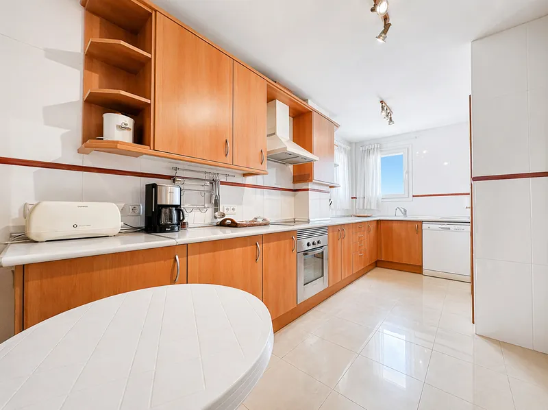 Spacious apartment in a popular complex in Santa Ponsa Mas — photo 11