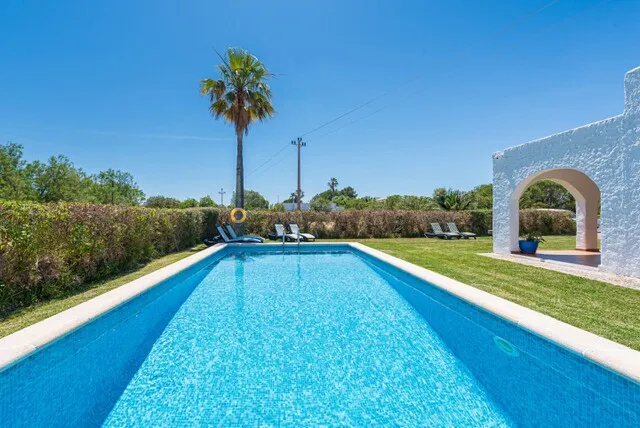 Mediterranean villa retreat for sale not far from the beach in Puerto Pollensa, North Mallorca — photo 2