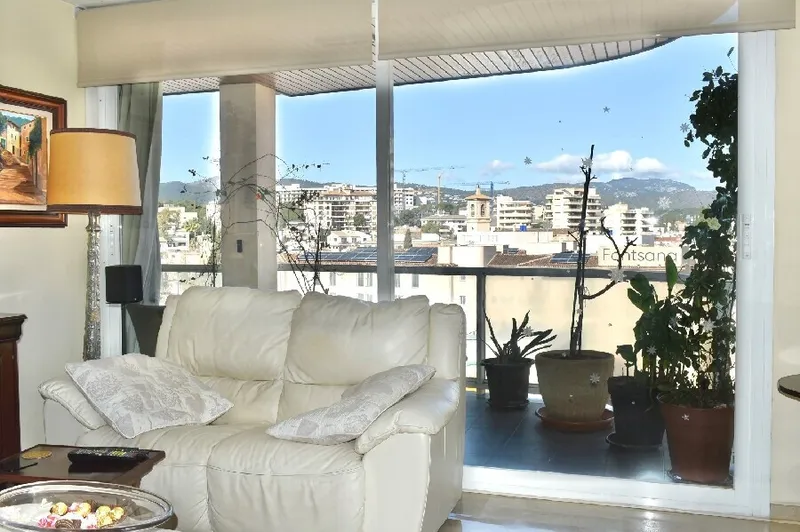 Bright Apartment with Terrace, Two Garages and Panoramic Views of Bellver Castle — photo 8