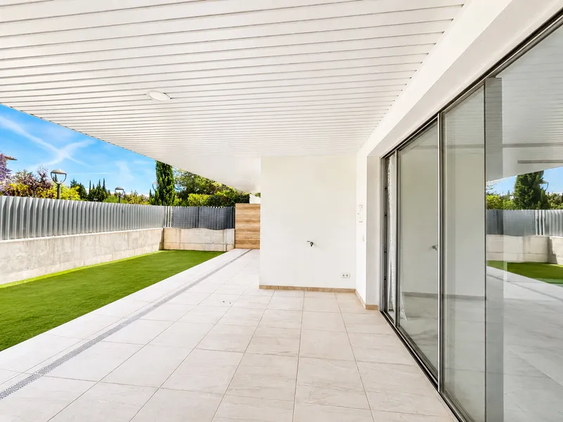 Modern Apartment with Private Garden in Prestigious Residence in Son Rapinya — photo 10