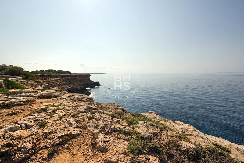 Single-family plot for sale in Cala Pi — photo 3