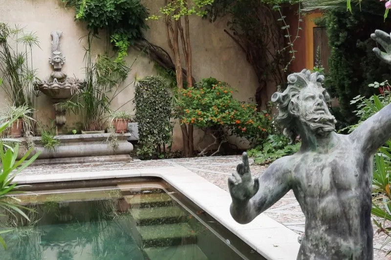 22037L - Casa Señorial del Siglo XVII con Anexo y Jardín con Piscina en el Centro de Sóller — photo 1