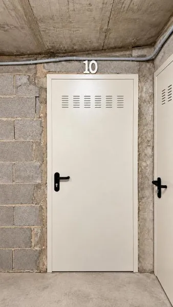 Storage room - Palma de Mallorca (Arxiduc) . — photo 1