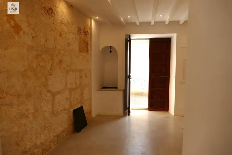 Recently renovated detached house with pool and terrace in the center of Sineu — photo 5