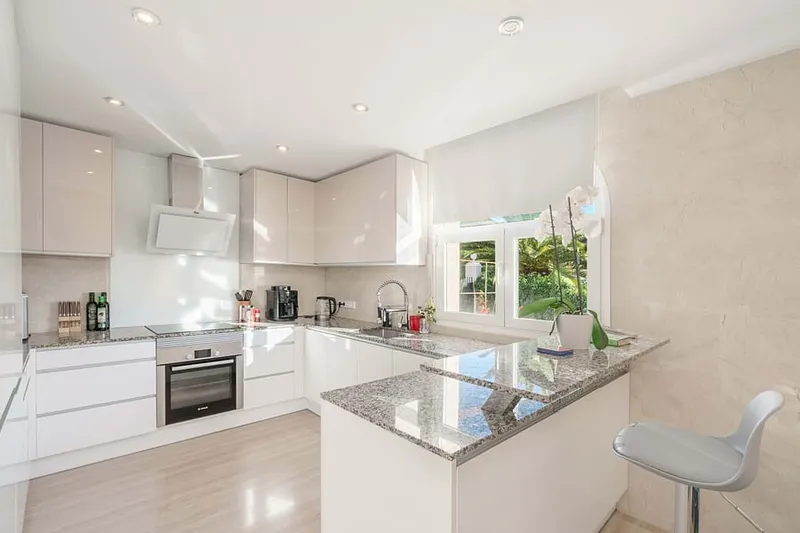 Luxurious Villa with Spectacular Sea Views and Holiday License in Camp de Mar — photo 10