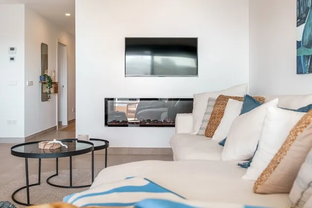 Penthouse with beach access for sale in Cala Vinyes, southwest Mallorca — photo 4