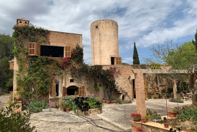 Old windmill in S'Horta — photo 3