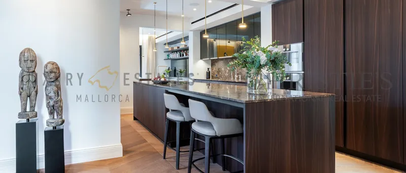 Unique lavishly renovated townhouse in the heart of Palma — photo 10
