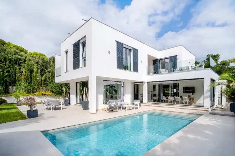 Magnificent modern design villa in the quiet and idyllic residential area of Crestatx, a short distance from the old town of Pollença — photo 1