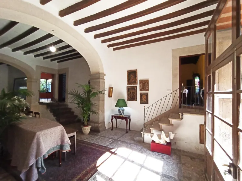 Stunning sixteenth-century Mallorcan palace with garden and pool situated in the historic centre of Sóller — photo 8