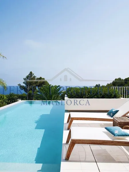 Luxury big home with sea view and walking distance to the sea — photo 1