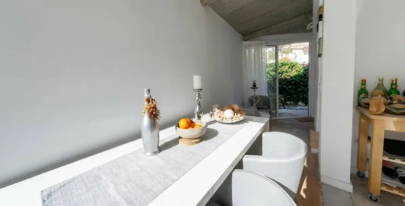This tasteful single-storey villa is located in the coveted and particularly quiet residential area of Port Verd. — photo 7