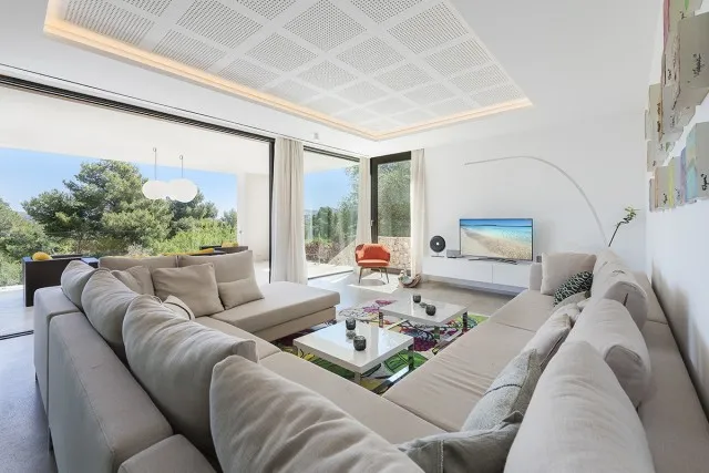 Contemporary luxury villa for sale in Puerto Pollensa, Mallorca — photo 9