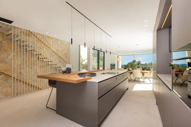 Modern new-build villa with premium comfort near the sea — photo 7
