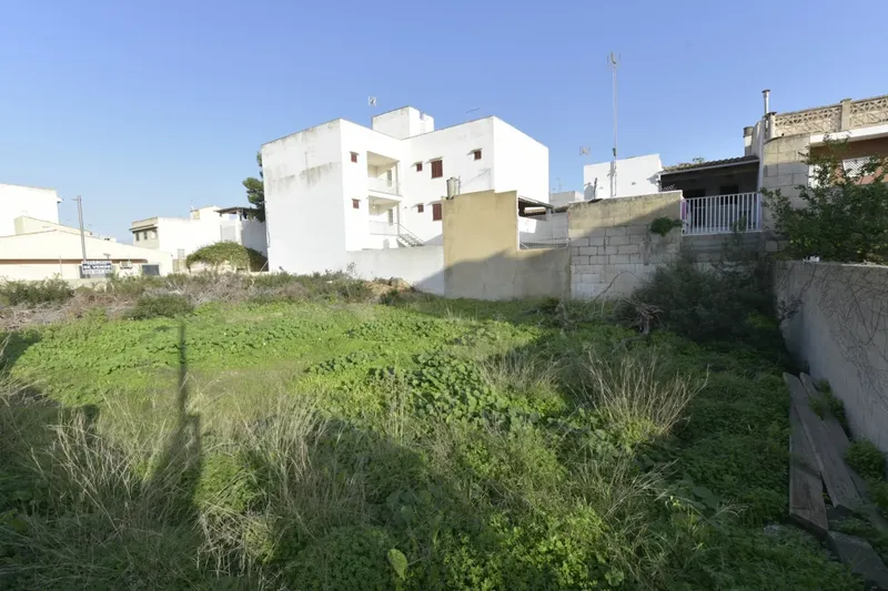 Sale of urban plots in S'Illot — photo 2