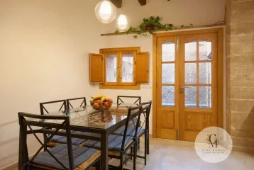 Discover this property with ETV and indoor pool, the hidden gem in the heart of Pollensa — photo 4