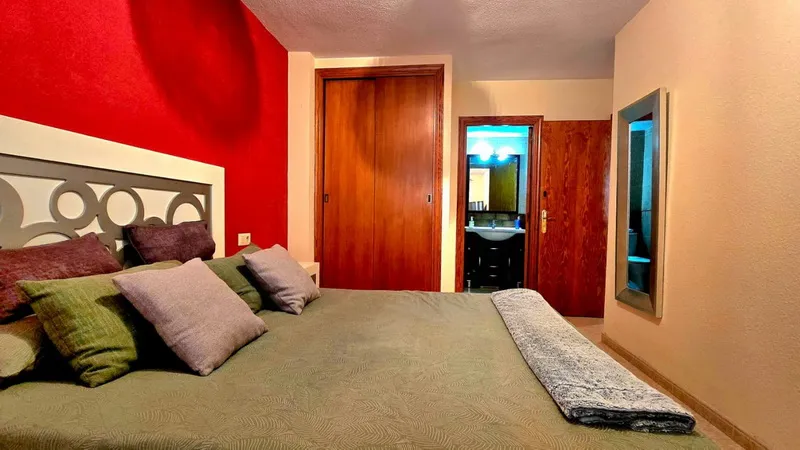 City apartment with 3 bedrooms in a good peripheral location — photo 4