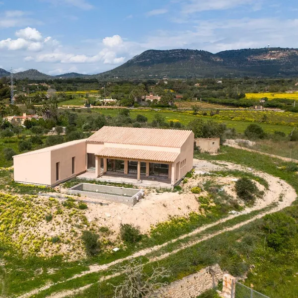 Finca new construction in Llucmajor — photo 1