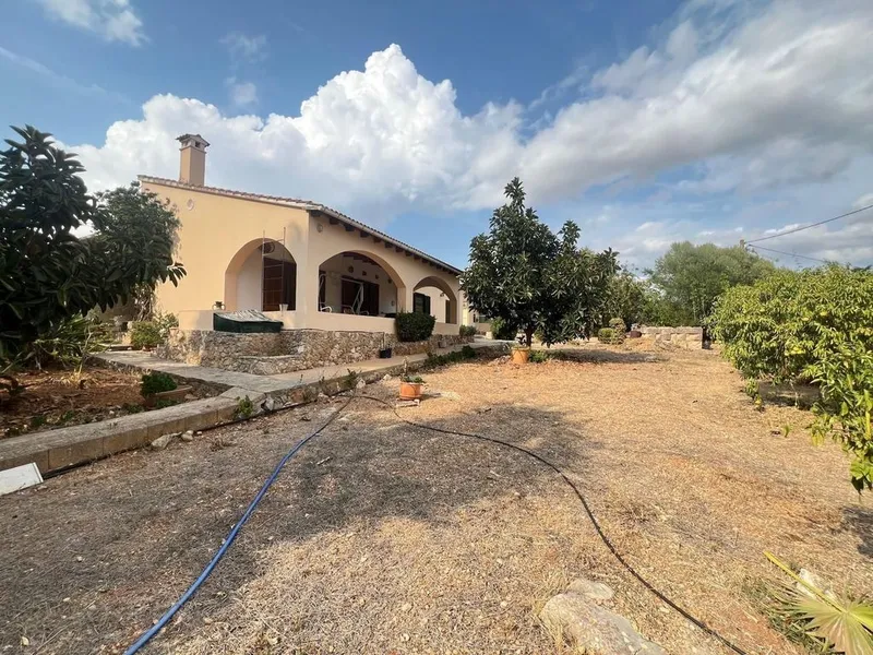 Rural or Farmhouse in Inca, Province of Balearic Islands — photo 12