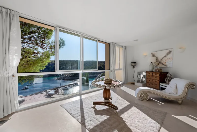 Exclusive villa in a stunning location with ocean access in Sol de Mallorca — photo 3