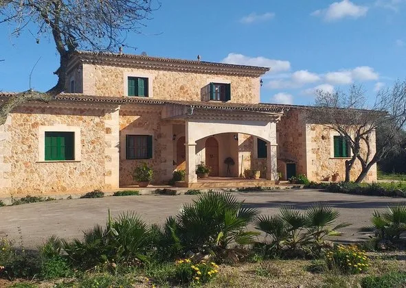 Detached house in Sencelles — photo 1