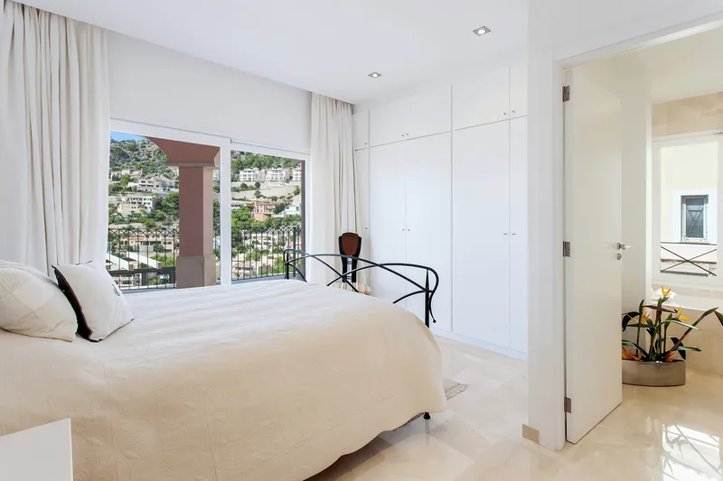 Ground floor in Cala Moragues, Puerto de Andratx — photo 10