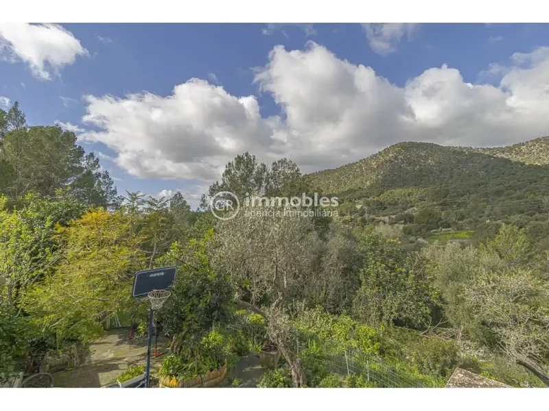 Total area 153 m², rustic house plot 14625 m², usable area 140 m², single rooms: 1, double rooms: 2, 2 bathrooms — photo 12