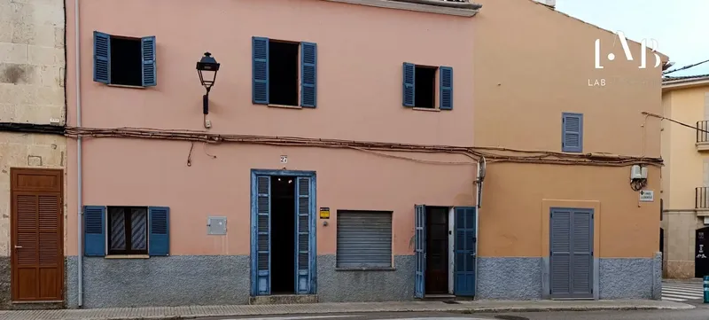 Are you looking for a property with character, well located and with great potential? — photo 7