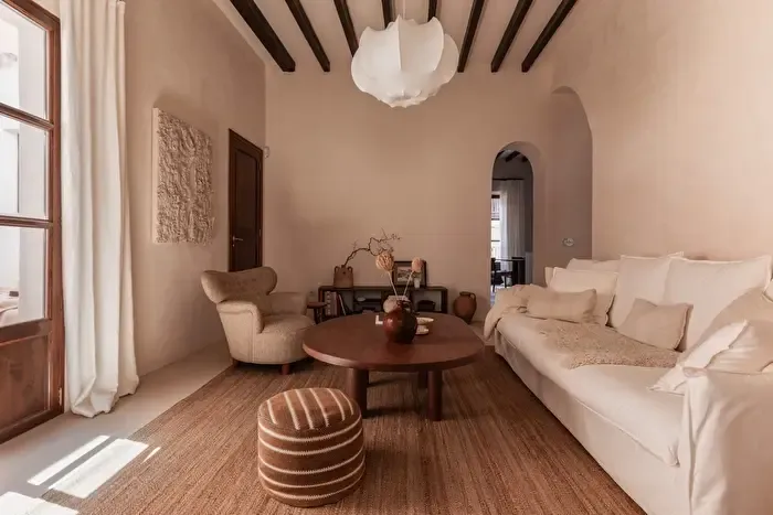 Piso de 3 habitaciones en venta en Centre, MontiSion — photo 1