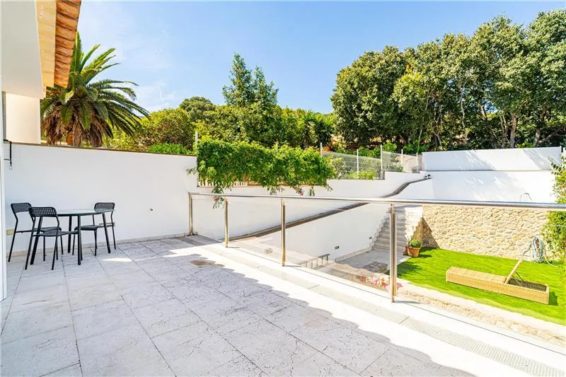A very bright house with a pool in the heart of Esporles, overlooking the Tramuntana Mountains — photo 6
