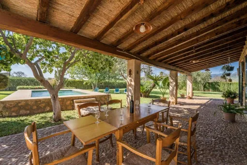 Binissalem, Charming renovated finca in traditional Mallorcan style, a few steps from the center of Binissalem available from August 2025 — photo 4