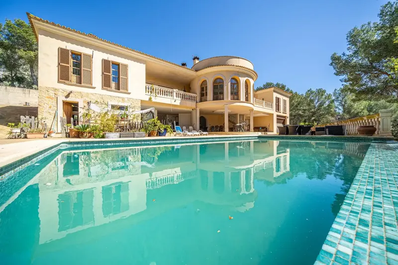 Imposing chalet with clear mountain views, located in Paguera, Calvià — photo 7