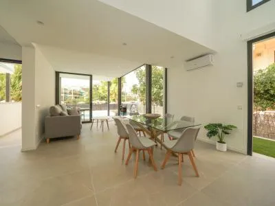Modern semi-detached second line Puerto Alcudia — photo 6