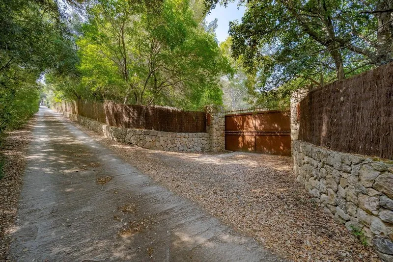 Rural or Farmhouse in Campanet, Province of Balearic Islands — photo 4