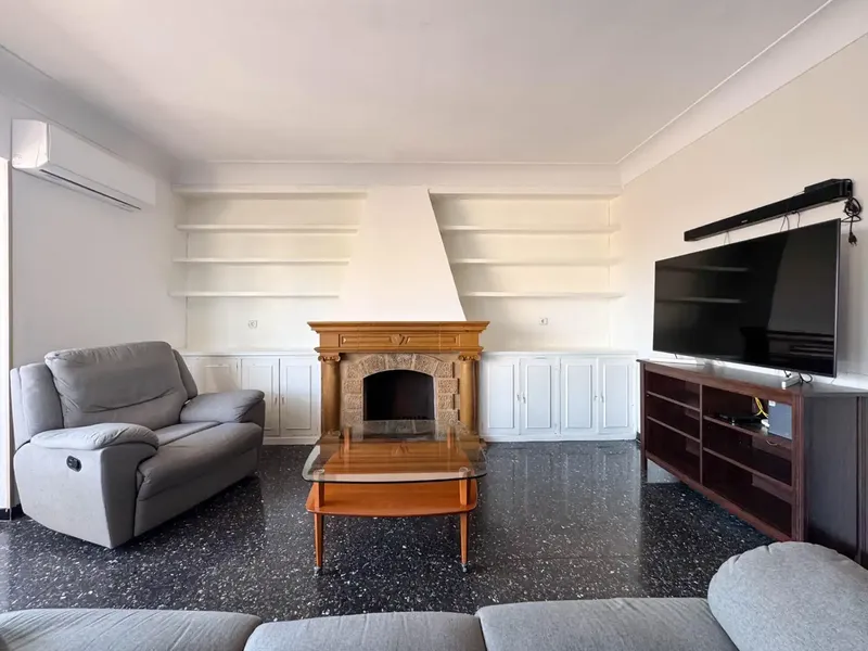 In Pont d’Inca, one of the most practical and consolidated areas of Marratxí, we find this apartment on the second floor without elevator — photo 3