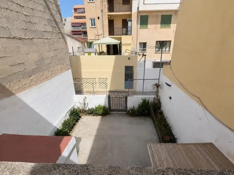 House with great potential a few minutes from the sea in El Arenal — photo 1